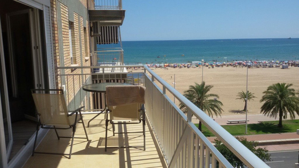 APARTAMENTO EN PRIMERA LINEA PLAYA GANDIA