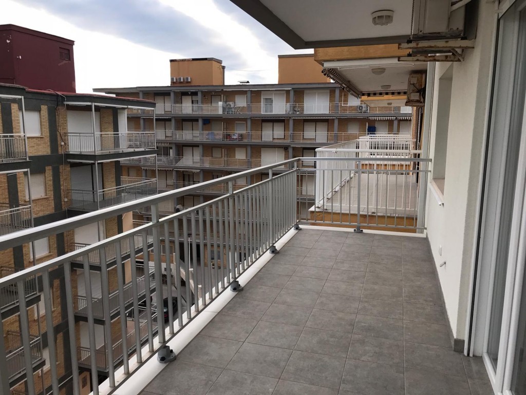  APARTAMENTO EN PRIMERA LINEA PLAYA GANDIA | Inmobiliaria Mar Salà